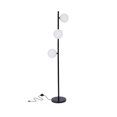 Lampa podłogowa Kama klasyczna z kloszem 3-punktowa do salonu