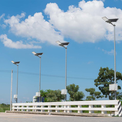 20W Lampa Uliczna LED Solarna /  Bateria: 40AH LiFePO4 / Barwa: 4000K
